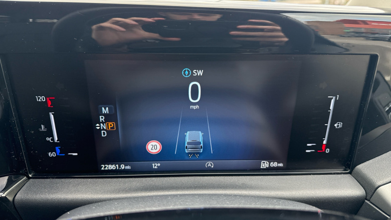 Ford Tourneo Custom 320 L2 Diesel Fwd 2.0 EcoBlue 136ps H1 Titanium 8 seater Auto